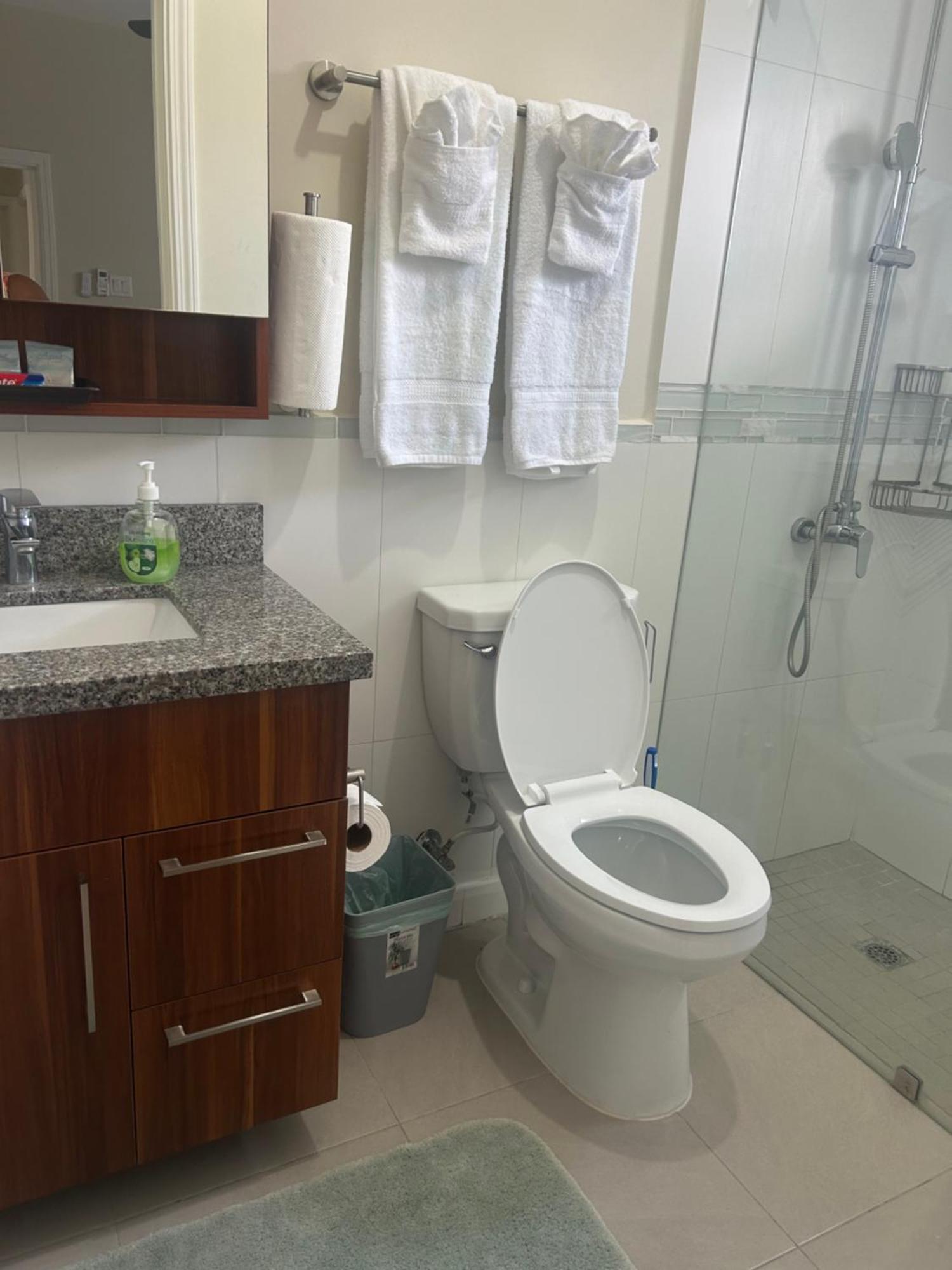 Seamist Villa @Oceanpointe Lucea Comfy 2Br W/Pool Gym & Parking 외부 사진